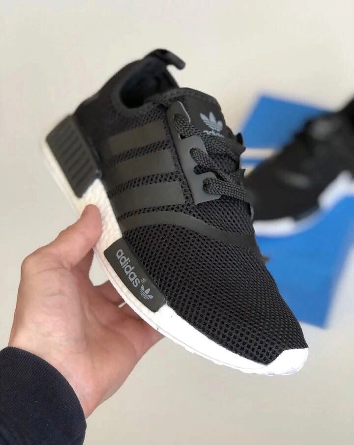 Чёрные nmd