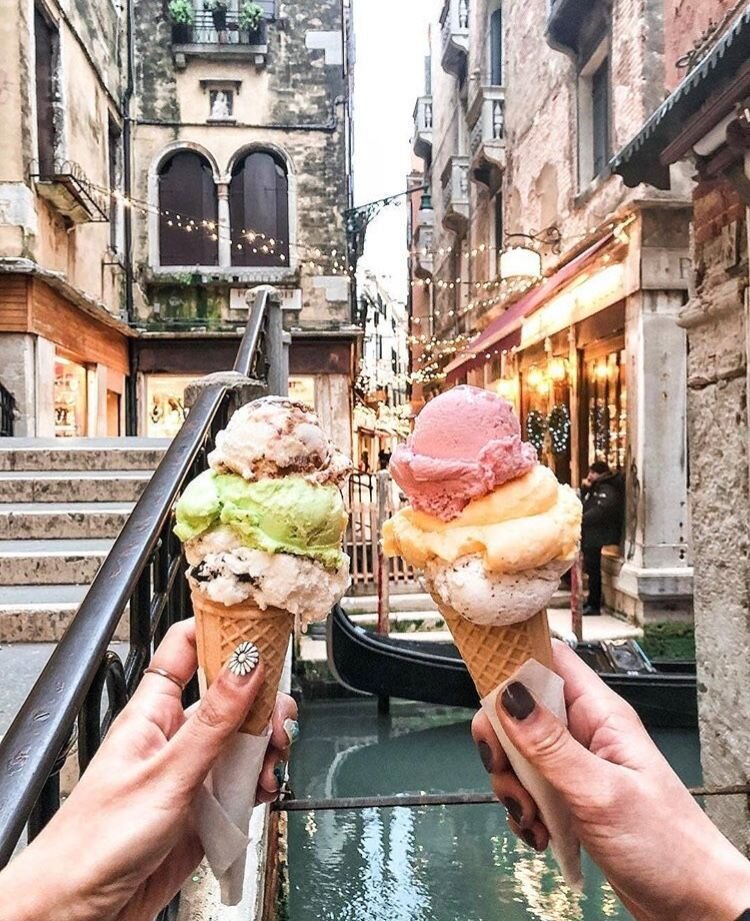 Знаменитое венецианское мороженое.