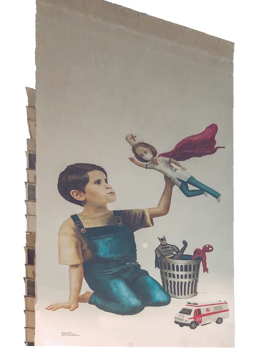 Брянские художники решили повторить картину знаменитого Бэнкси. Сам он об этом ещё не знает. Фото из соцсетей. 