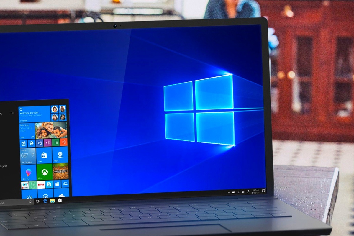 Ноутбук с Windows 10