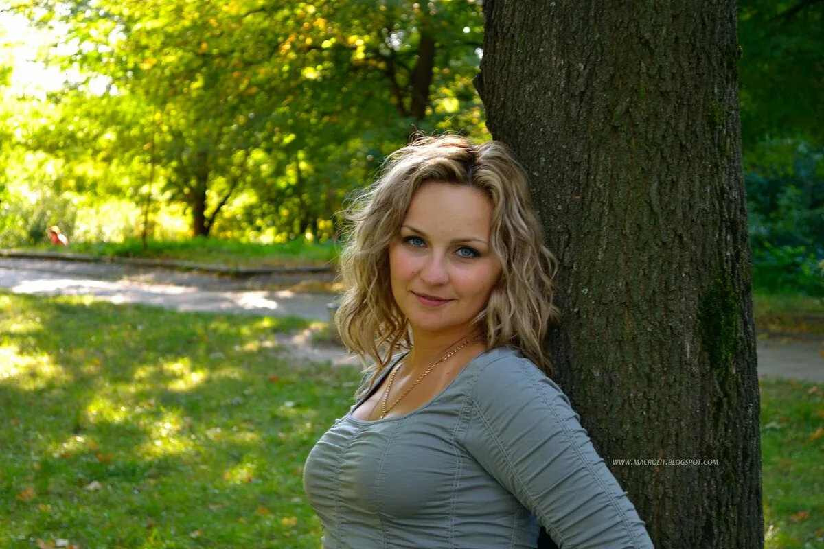 Галина навроцкая рига. Лариса турчак. Дама 30-45 лет фото. Девушка 40 лет. Женщины после 30 для серьезных отношений.