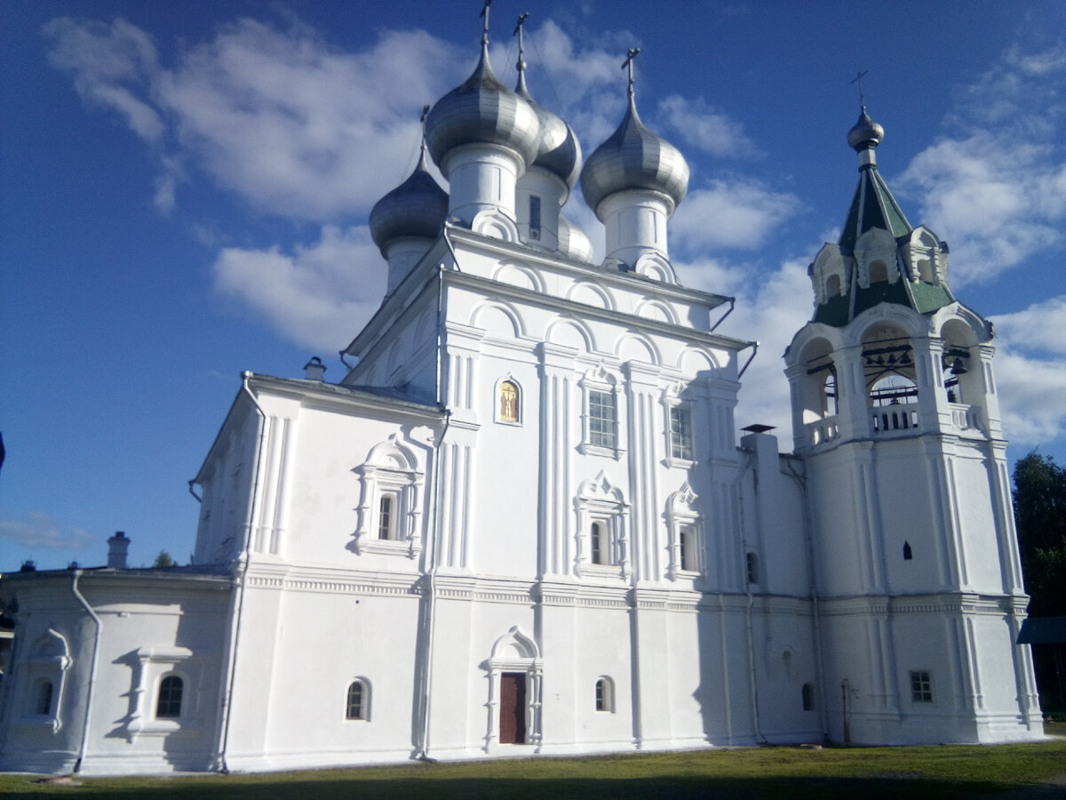 Храм св. царя Константина и матери его св. Елены