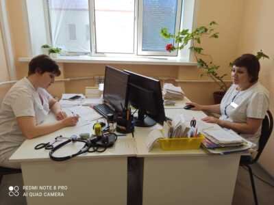 На приеме