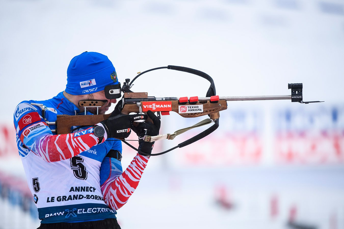 Стреляет Саша Логинов. Фото из открытого источника. 