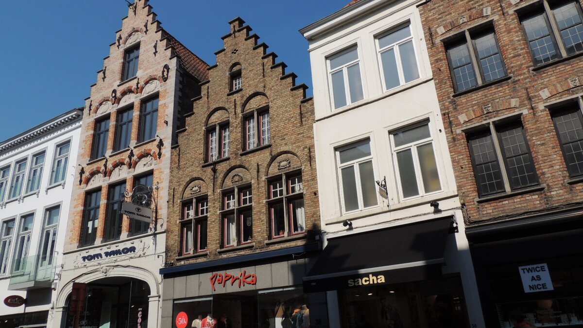 Кружево, кружево крыш...