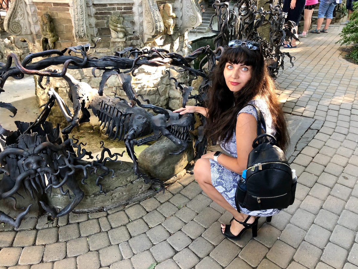 Старый парк пос. Кабардинка, рюкзак AFINA