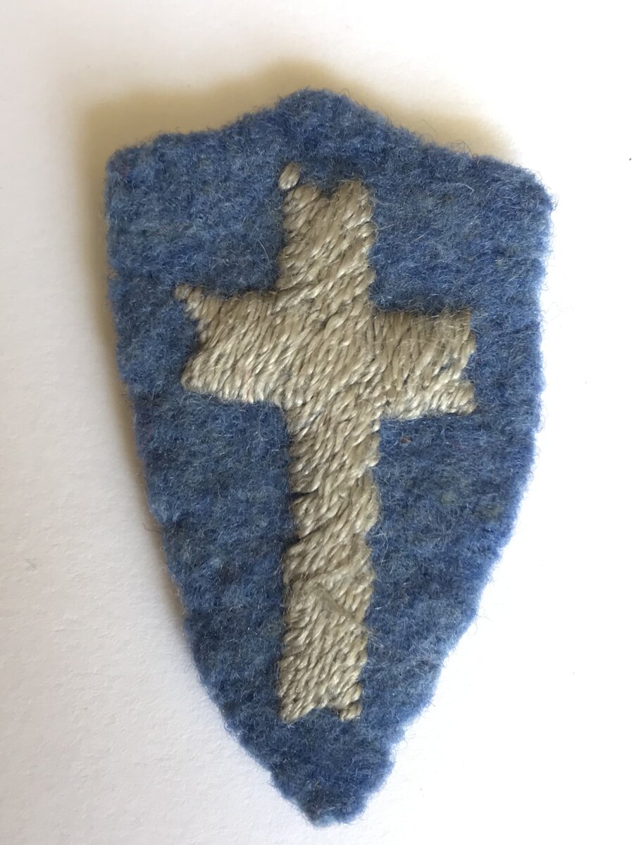 Нашивка польского католического священника. Цена на EBay  - £10. Фотография из личного архива. 