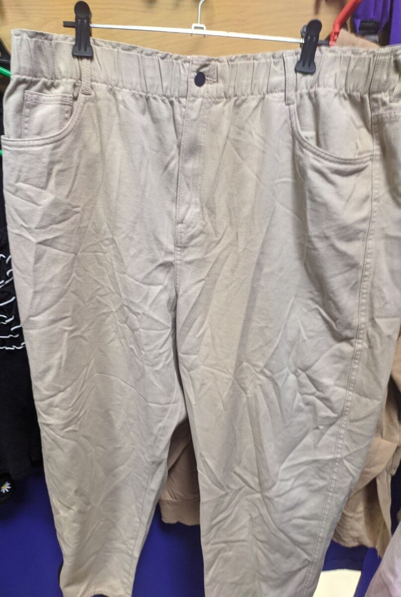 Камера слегка засвечивает цвет