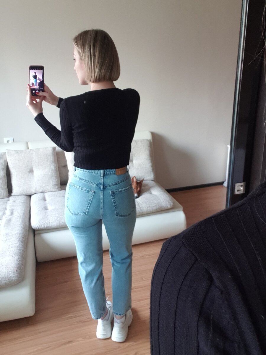 Они сели прям как влитые, сейчас я в них походила и чуть растянувшись смотрятся гораздо лучше.