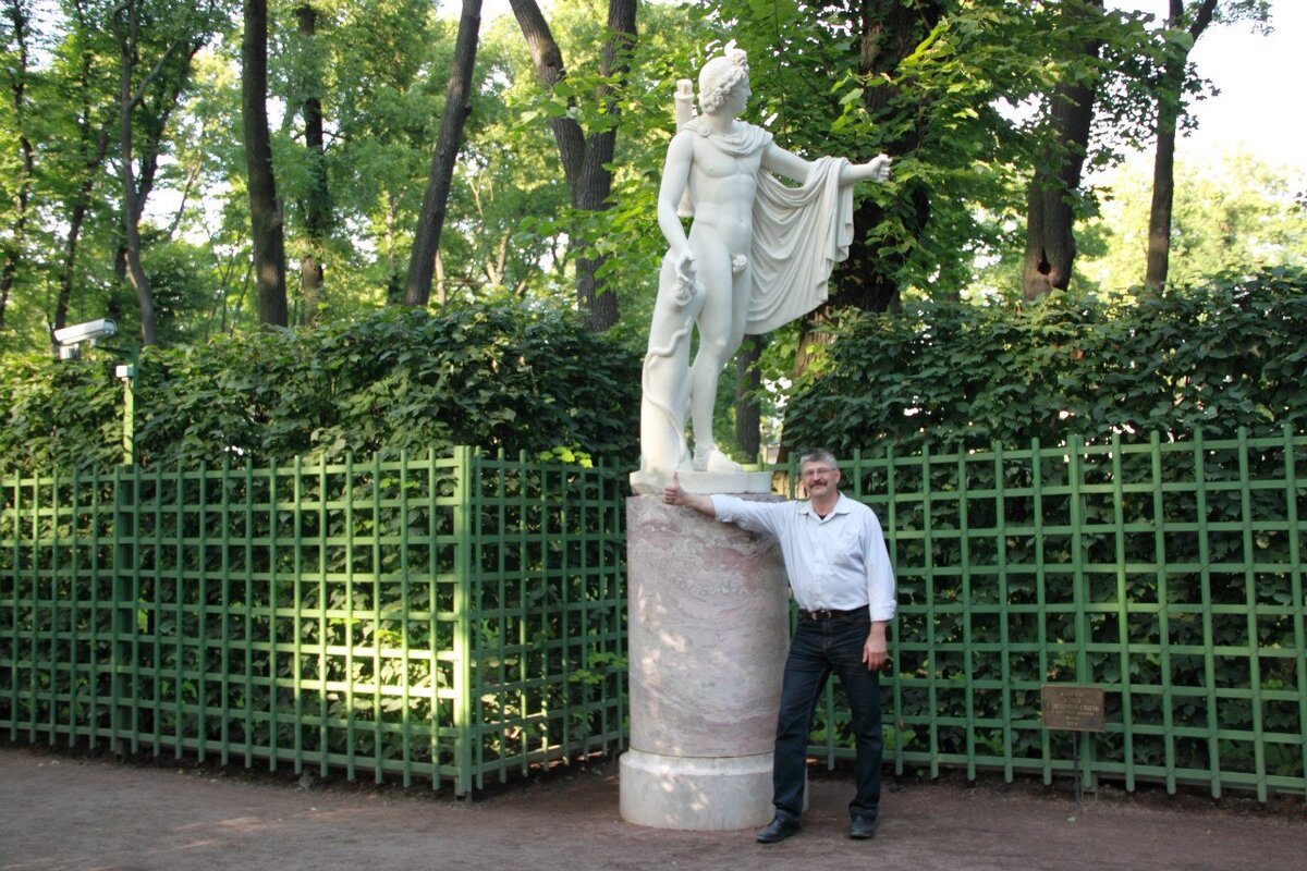 "Примазался" к Апполону