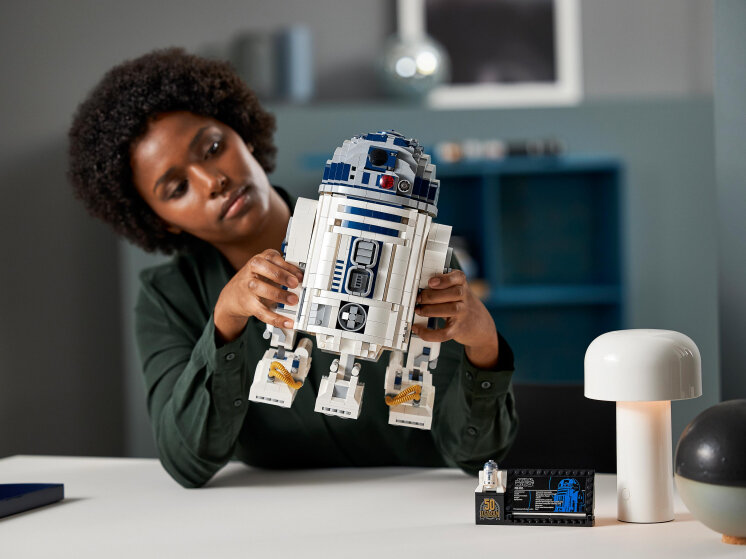 R2-D2