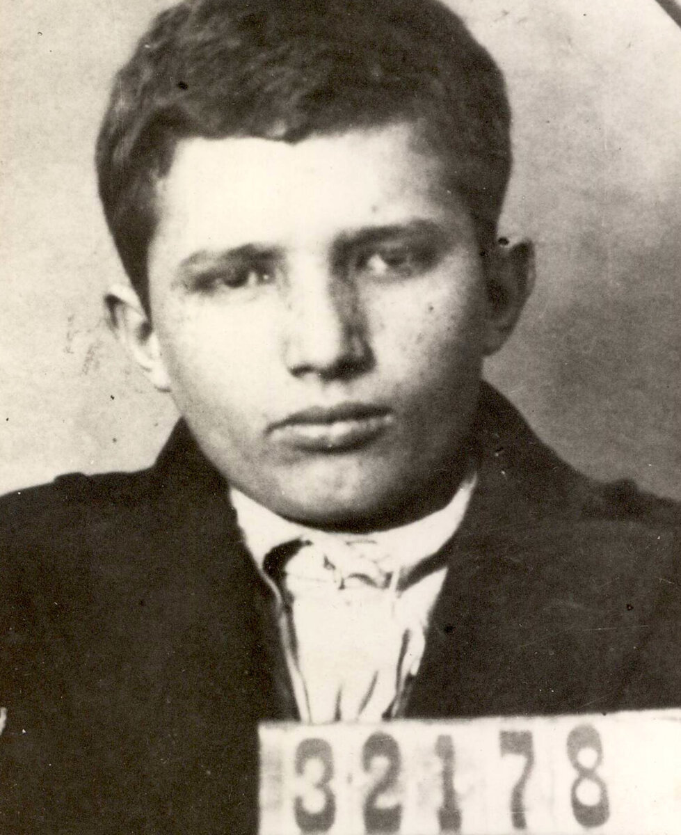 Автор: not credited - Fototeca online a comunismului românesc, Общественное достояние, https://commons.wikimedia.org/w/index.php?curid=5531900