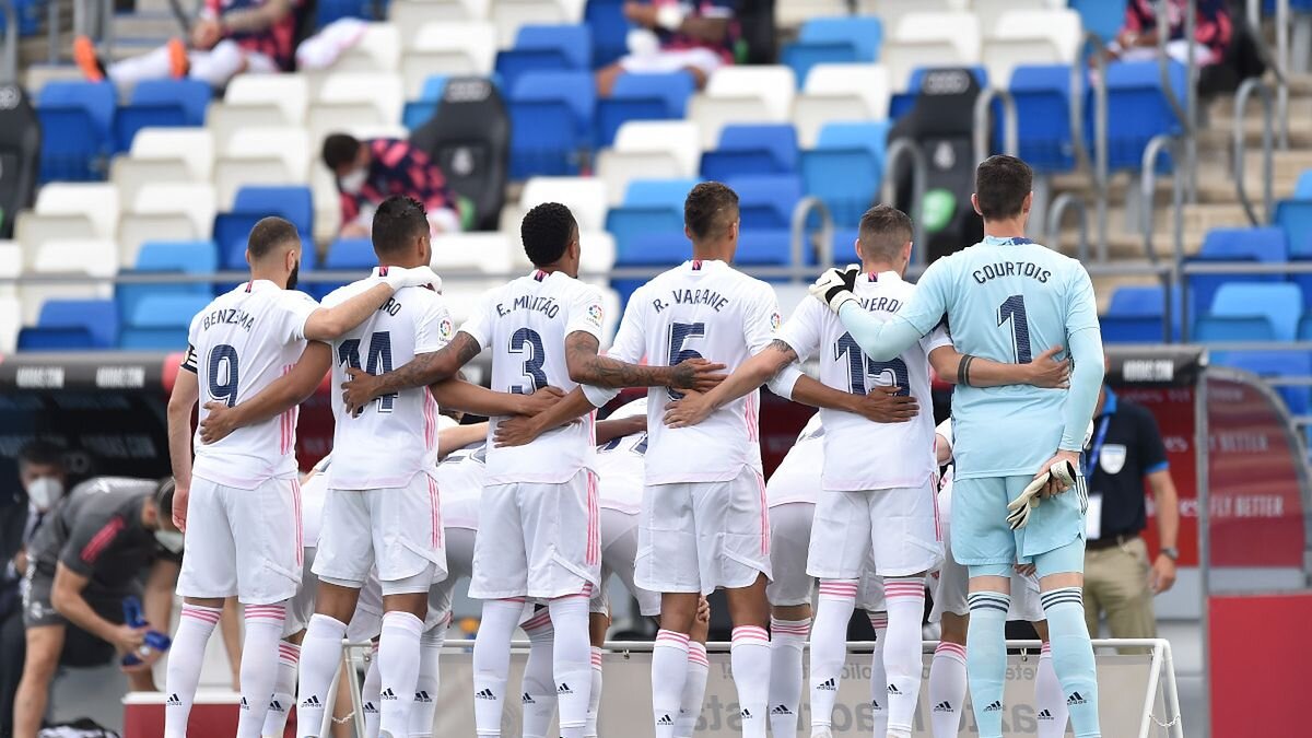 На фото: футболисты Реала Мадрид