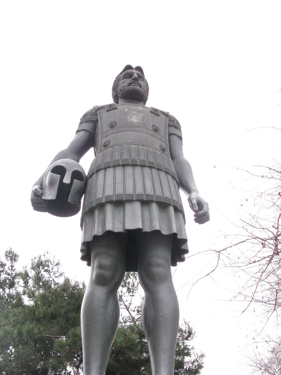 Царь Македонии - Филипп II. Отец менее известен чем сын, но не менее велик
