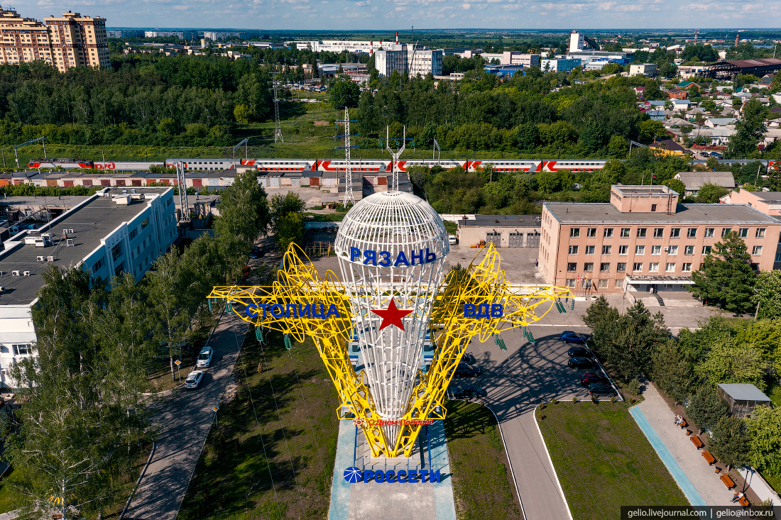 Авц рязань. Рязань столица ВДВ. Рязань столица ВДВ памятник. Рязань Родина ВДВ. Рязань столица ВДВ Россети.