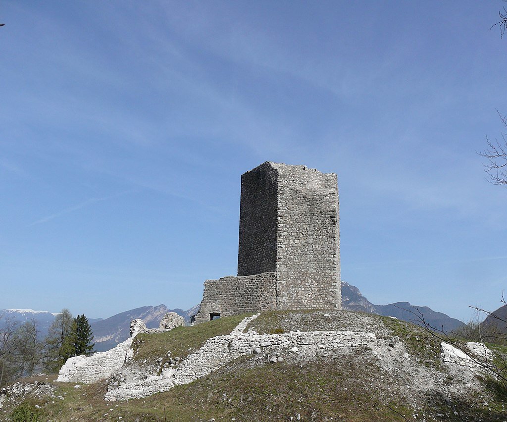  Castello di Sporo руины