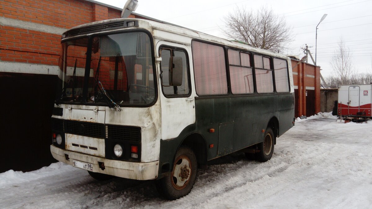 Вместо номера в отеле: ПАЗ с 4x4 от Шишиги, АКПП, переделанный под автодом своими руками