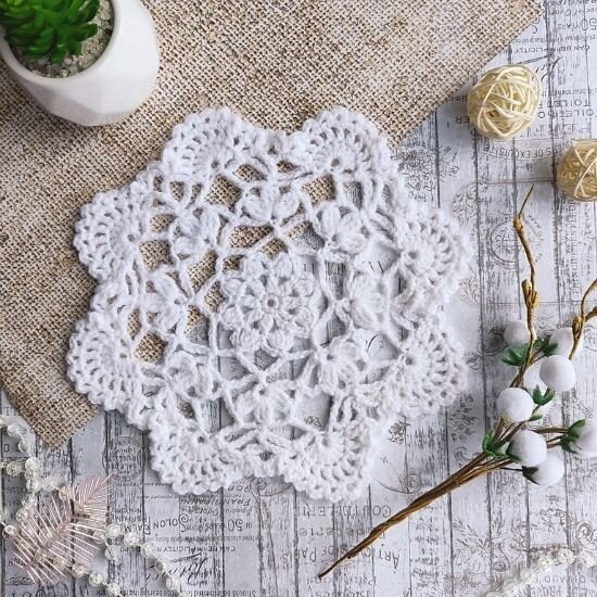 Ажурная салфетка