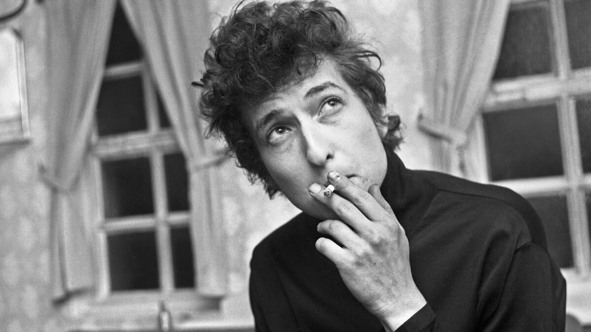 Сигареты рок-звезд: самые любимые сигареты знаменитых музыкантов. Как выглядели и какой был вкус?