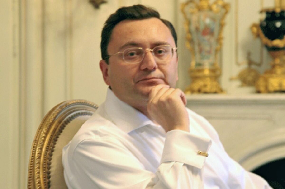    Казанскому миллиардеру Сёмину заочно предъявлено обвинение