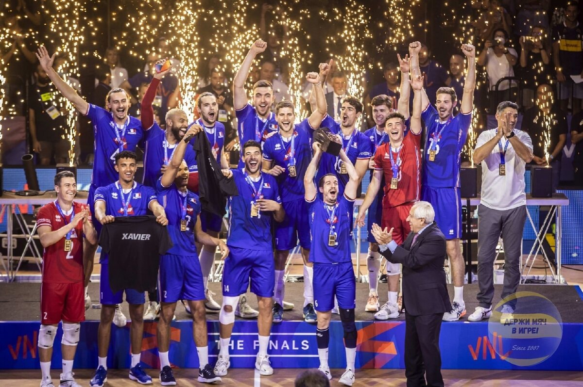 Сборная Франции в Болонье в финале Лиги наций со счётом 3:2 обыграла команду США.