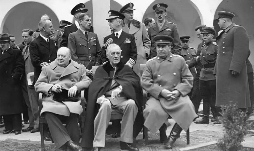 Фото сталина рузвельта и черчилля на тегеранской конференции