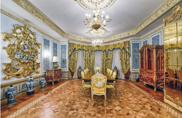 www.guestofaguest.com/real-estate/inside-the-extravagant-homes-of-russian-oligarchs