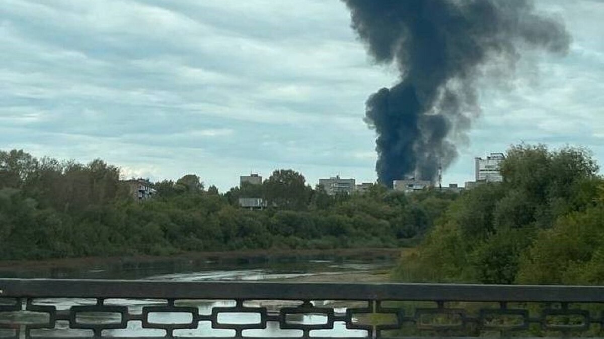 Крупный пожар на ЧМЗ в Глазове локализован. Жертв, по данным предприятия, нет