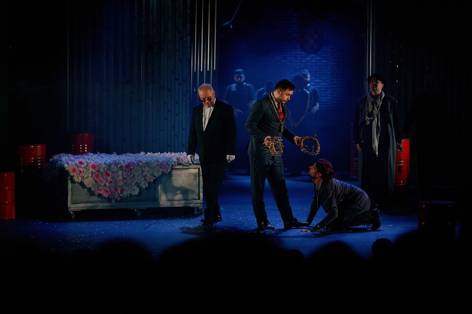    Зрителей провели по коридорам замка Эльсинор Егор ИВЛЕВ