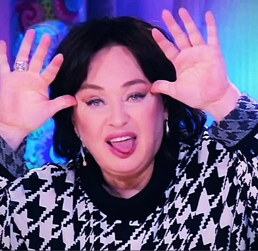 ларисочка гузеева программа давай поженимся. я лариса гузеева мем. лариса гузеева. лариса гузеева давай поженимся. лариса гузеева давай поженимся.