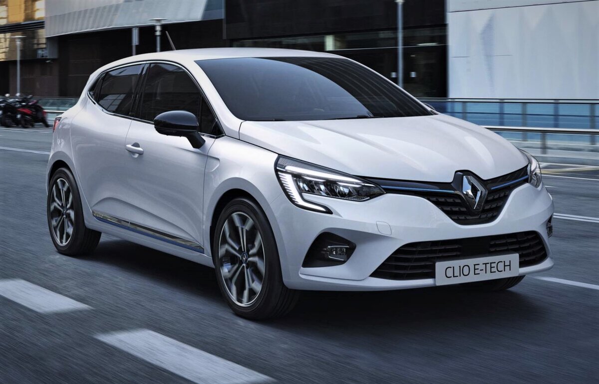 С учётом прохождения части пути на электротяге, средний расход топлива в цикле WLTP составляет 1,5 л/100 км