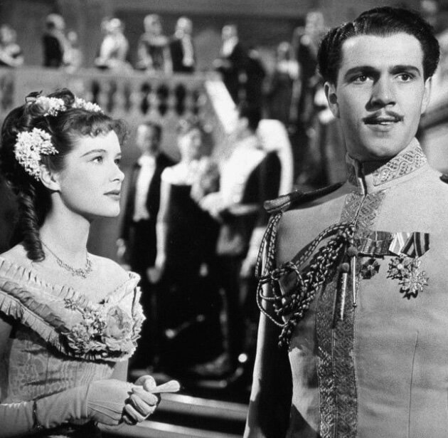 Вивьен Ли в роли Анны Карениной и Кирон Мур в роли графа Вронского