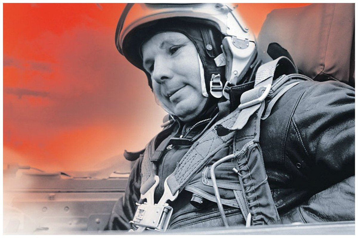 Последнее фото гагарина. Гагарин летчик испытатель.