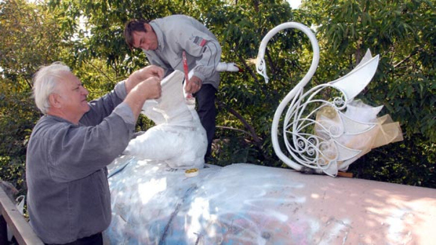 Валерий Андреевич Метелица. Создатель первого лебедя. Фото из открытых источников.