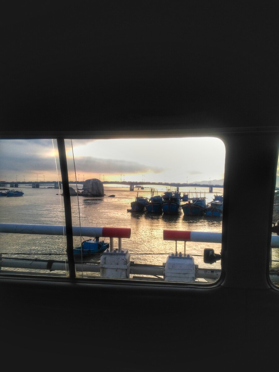 Фото из маршрутки, но уже не того дня. ФОТО АВТОРА