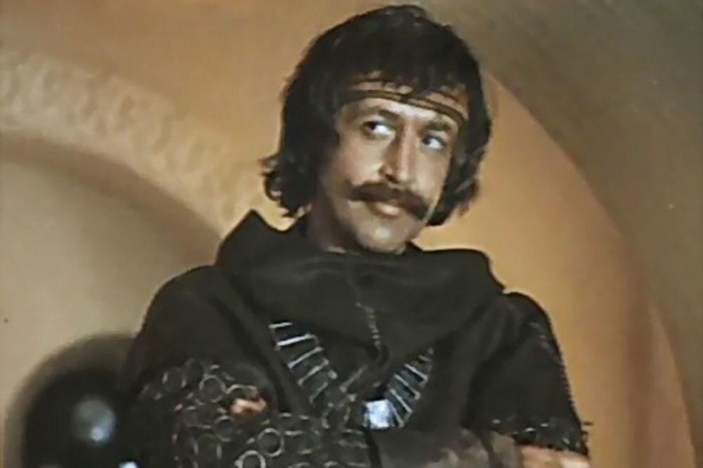 Василий Ливанов со своими шикарными усами