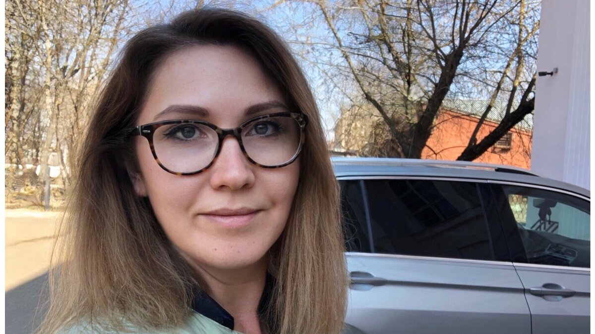 Лайк мне или чужой BMW на заднем плане:)