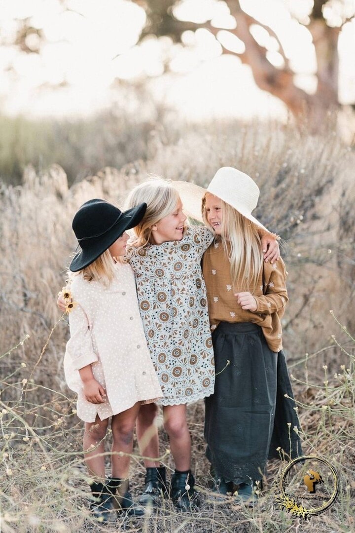 погода улучшается с каждым днём☀ пришла весна: хочется больше гулять и играть на улице🛹 
если у вас накопилось много работы или домашних дел, а с ребёнком нужно погулять, то мы готовы вам помочь🥰

закажите услуги няни на час или два, чтобы наши профессионалы погуляли с вашими детками👧🏼🧒🏽 наши няни помогут собрать малышей и отлично проведут время с ними!

если это ваш первый опыт с няней или вы переживаете за ребёнка, то можете попросить няню не уходить далеко от дома и наблюдать за ними из окна🪟👀

наши няни всегда на связи с вами📞, пока вы дома наслаждаетесь тишиной и свободным временем🕰

для новых клиентов у нас действует акция: закажите няню на 1 час и получите ещё час в подарок🎁

вы всегда можете задать ваши вопросы и заказать услуги няни по телефону +79625879240 📲

#нянякраснодар #услугиняникраснодаркраснодар #премиумняня #няня #няняначас #няняначаскраснодар #випнянякраснодар #отдыхкраснодар #детикраснодар #премиумнянякраснодар