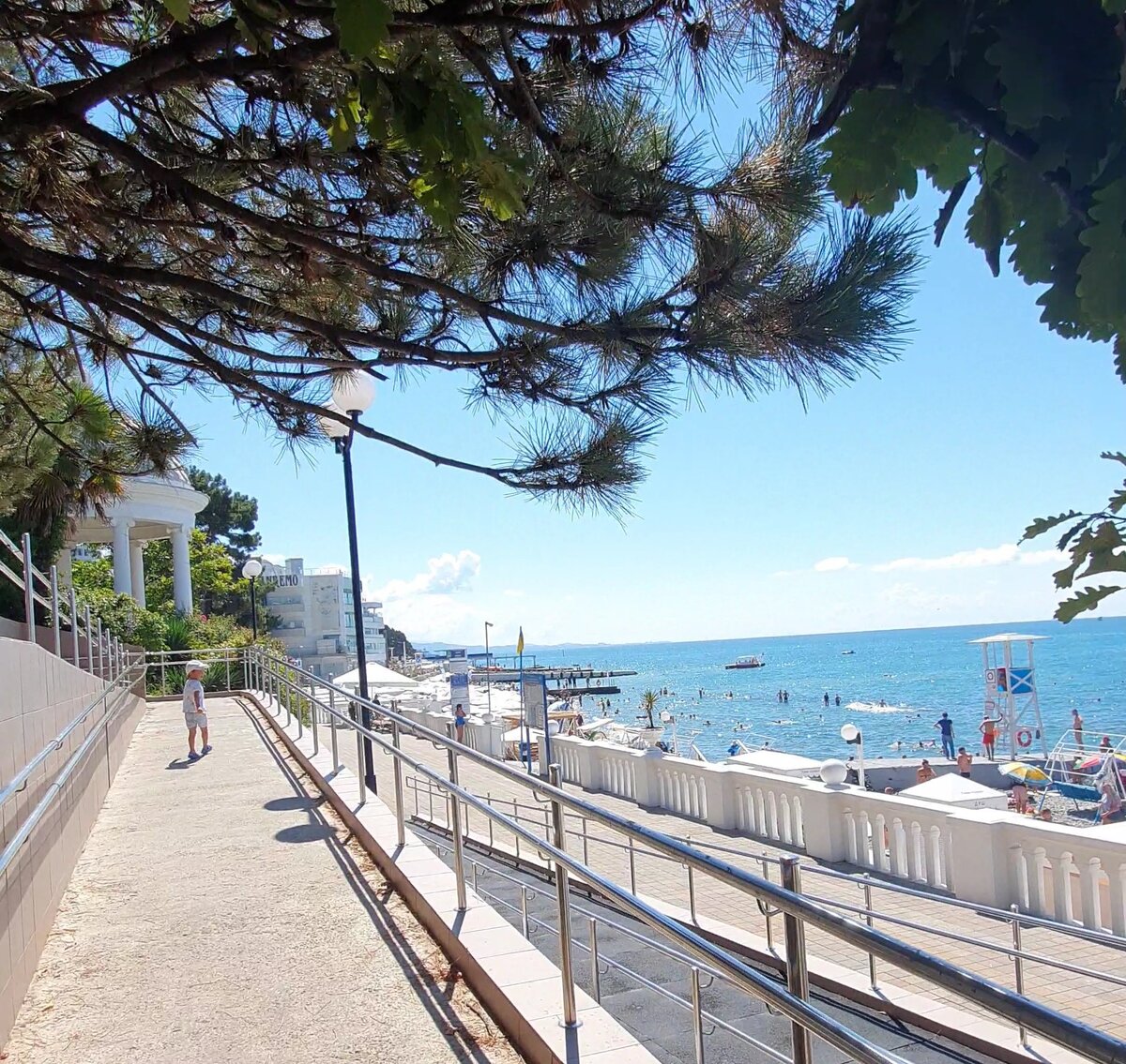 Центральная набережная Сочи