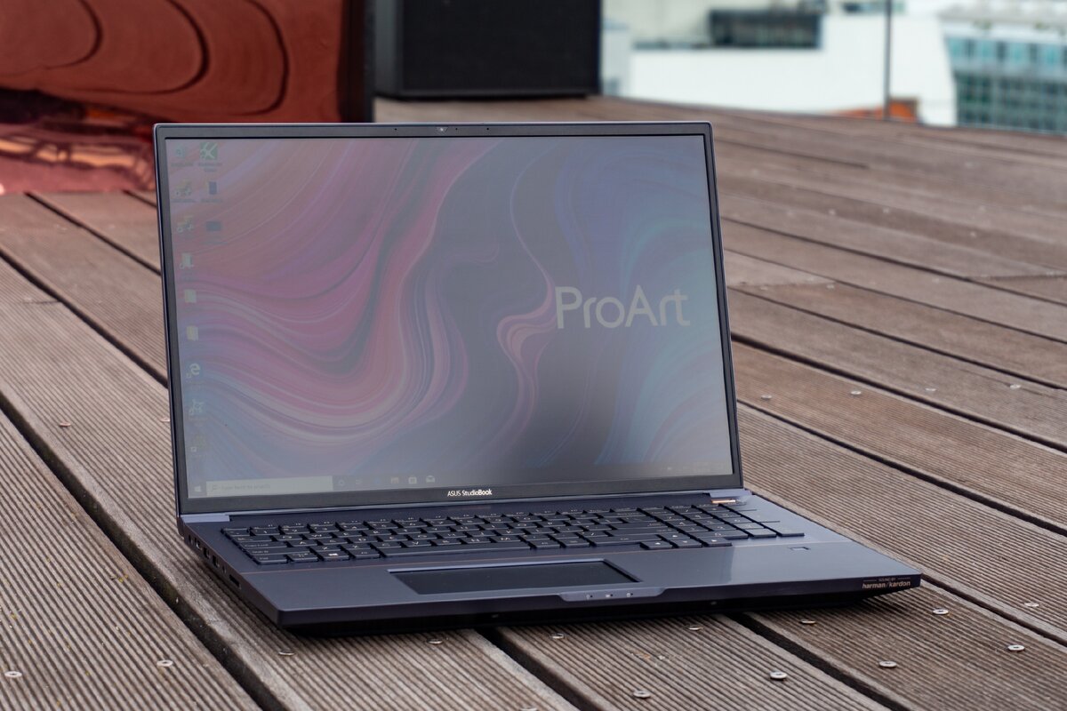 Ноутбук ASUS W730 стоимостью 319 000 рублей