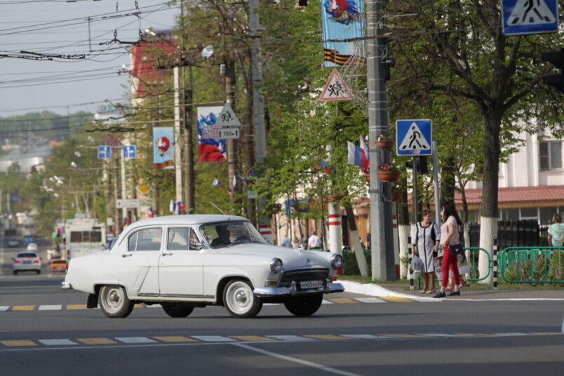 Россия уверенно движется в светлое будущее. Фото: Столица С 