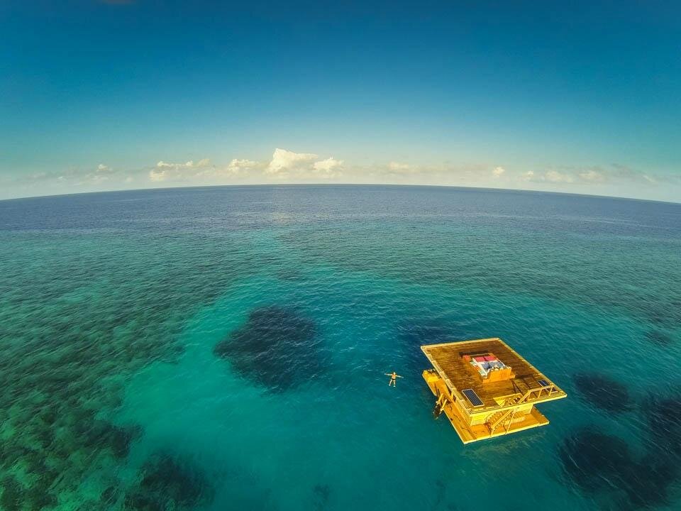 https://media-cdn.tripadvisor.com/media/photo-o/04/be/b0/5a/the-manta-resort.jpg