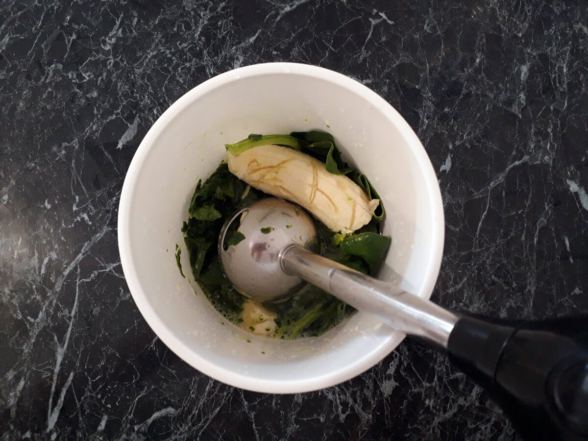 Щавель+банан = зеленый коктейль.