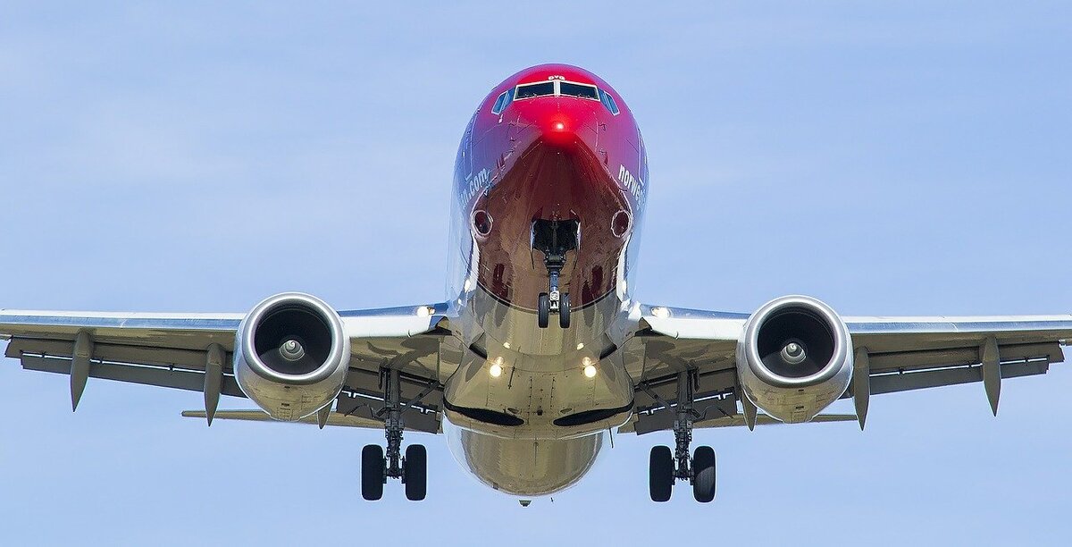 Boeing 737 Источник: Tommy Olsson с сайта Pixabay 