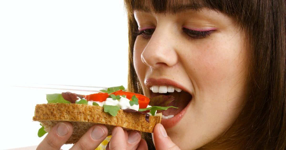 Быстрые перекусы в виде бутерброда. Источник фото classlifestyle.com