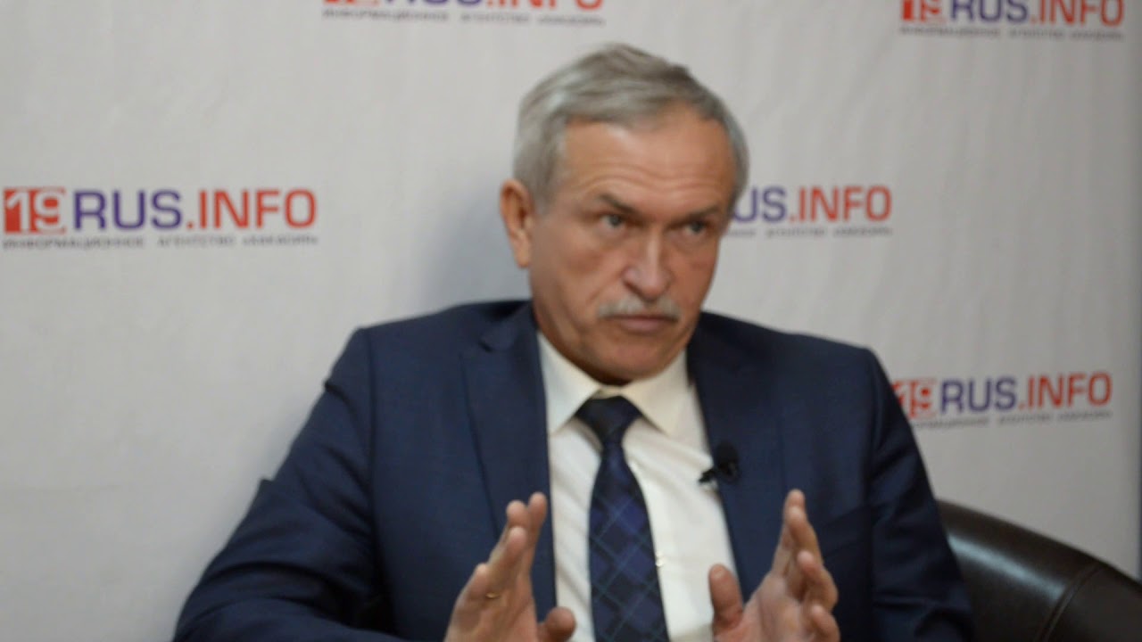 Три года условно министру здравоохранения Хакасии Владимиру Костюшу, за использовиние санитарной авиации.3