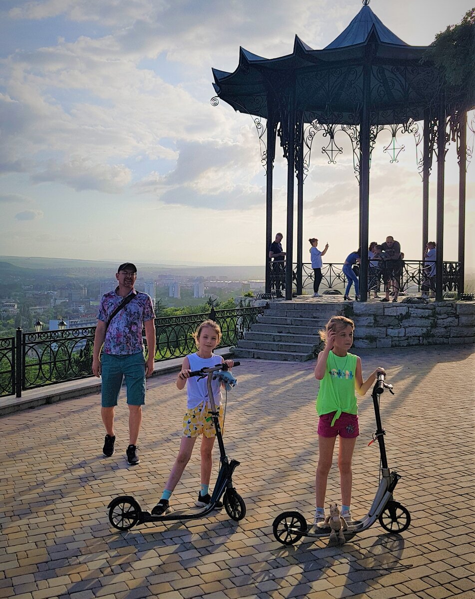 Фото автора, 2021 г. Китайская беседка на Горячей горе
