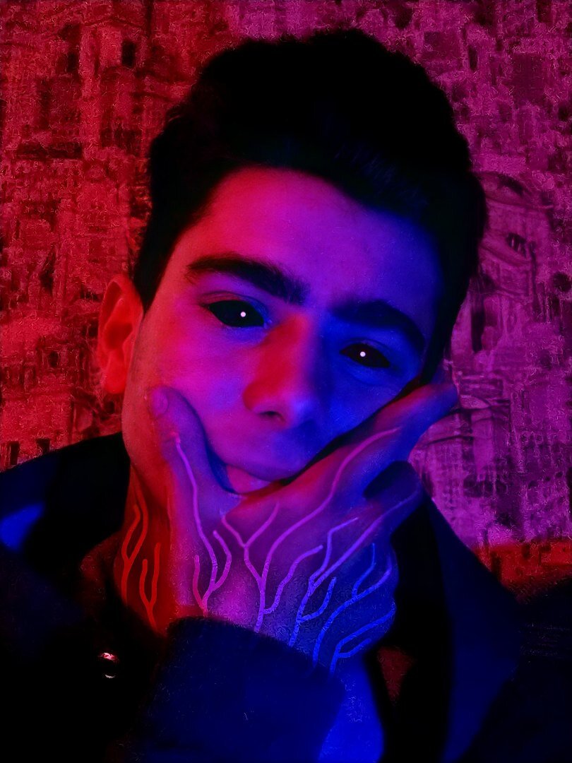  Привет, что делаешь??