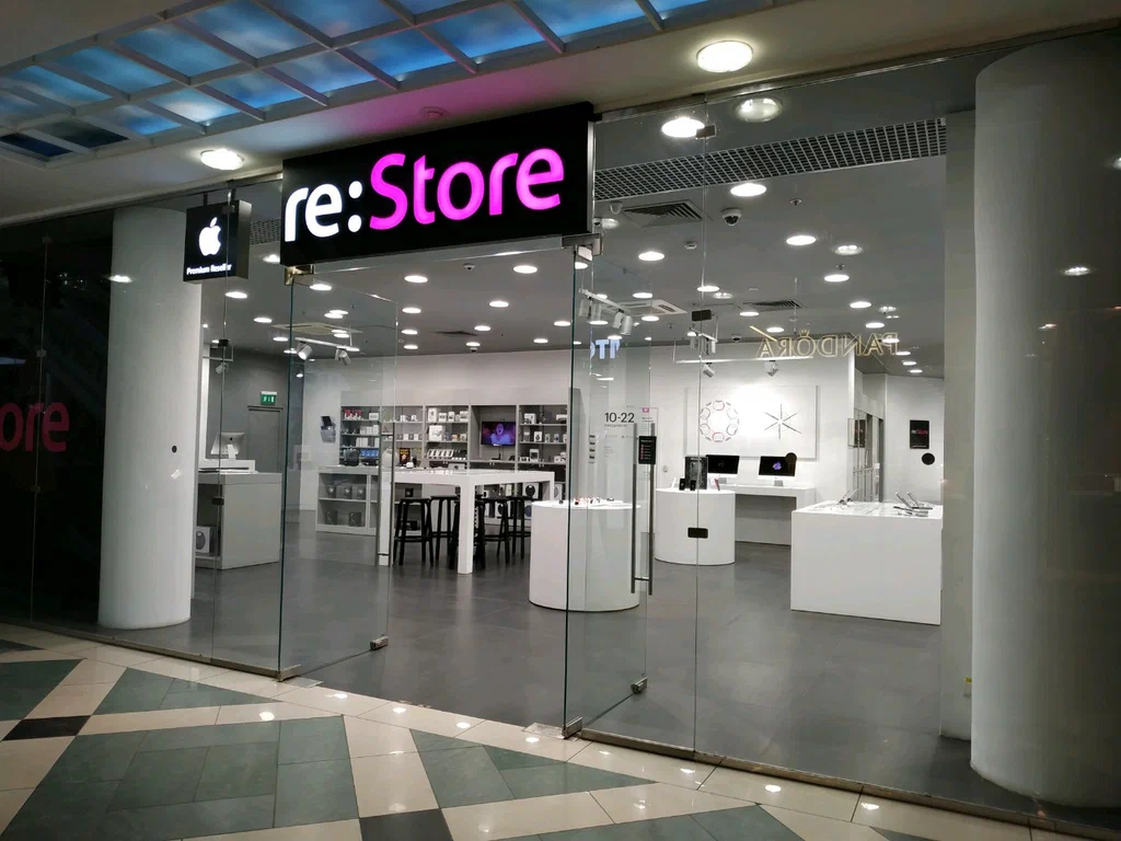 Где стор. Restore Калуга. Re Store айфон. Ре сторе Пенза. Re:Store Воронеж галерея Чижова.