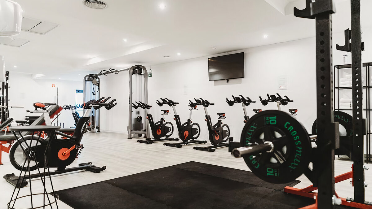 Пример оформления фитнес-клуба 